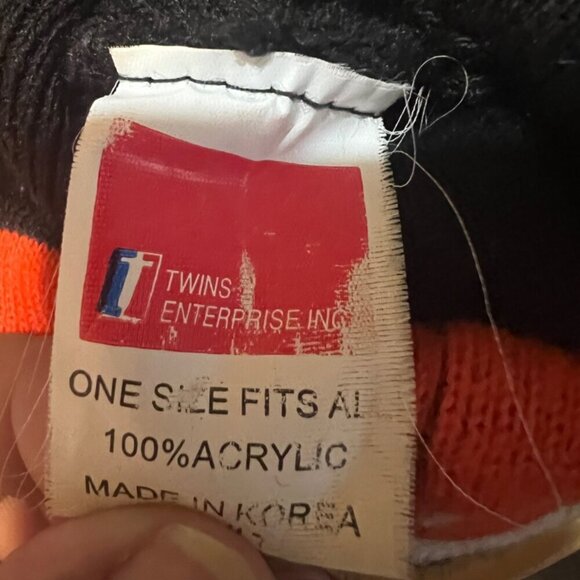 Men’s Philadelphia Flyers Beanie Hat - Picture 3 of 3